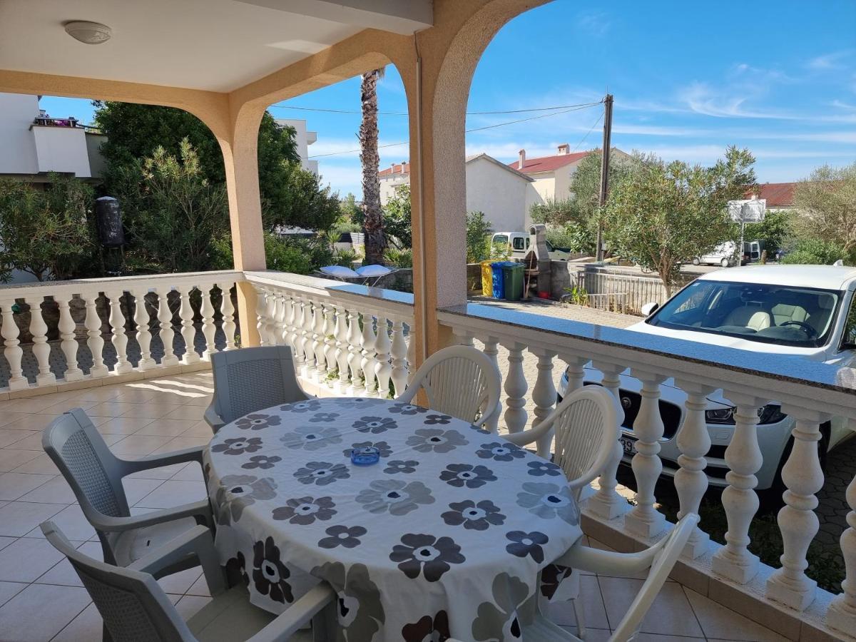Apartments Harmony Новаля Екстериор снимка